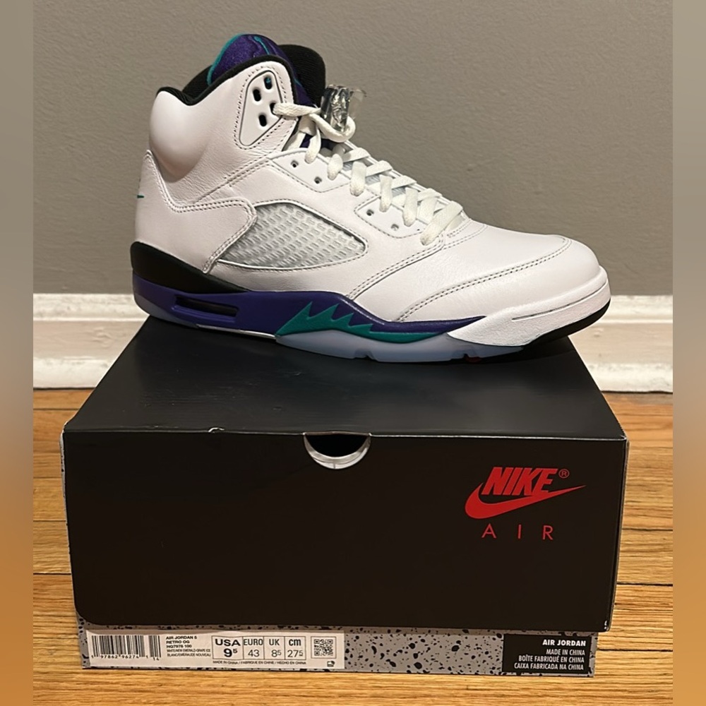 (BRAND NEW) Nike Air Jordan 5 Retro OG ‘Grape’ Size 9.5
